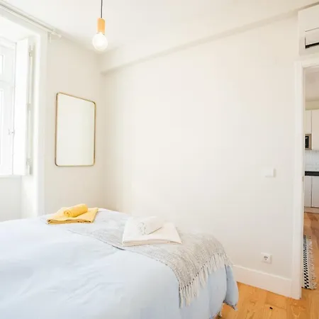 Apartment Guestready - Chic And Vibrant Near Anjos