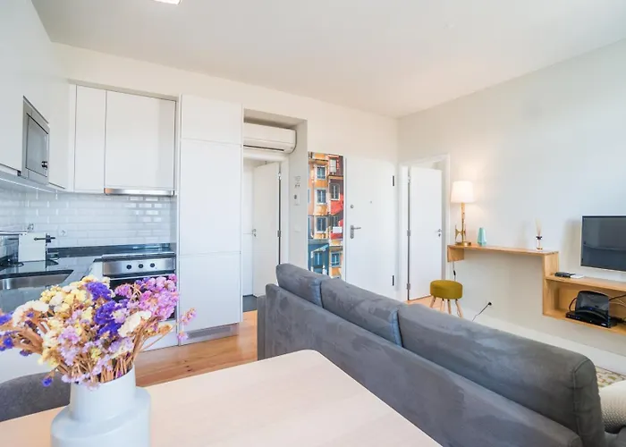 Guestready - Chic And Vibrant Near Anjos 아파트 리스본