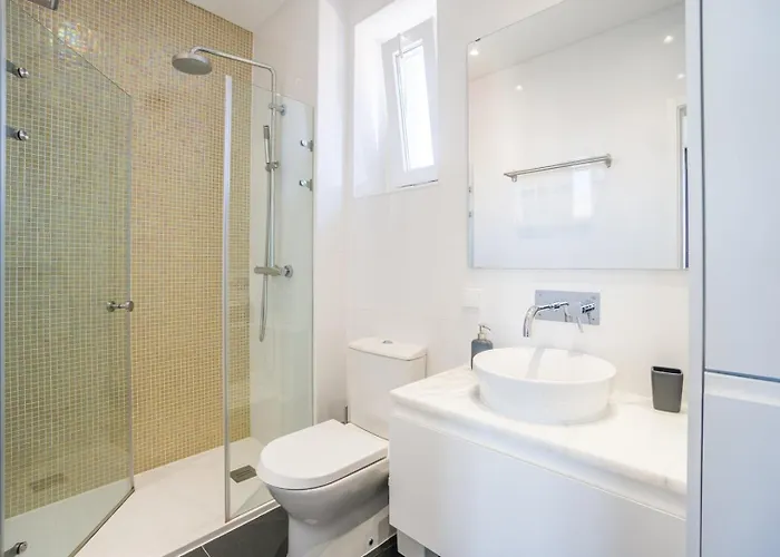 Guestready - Chic And Vibrant Near Anjos 리스본