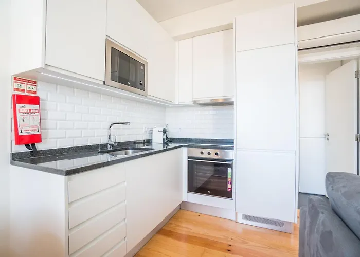 아파트 Guestready - Chic And Vibrant Near Anjos 리스본